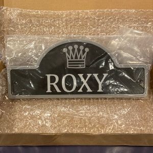 ‘Roxy’ Name Plate
